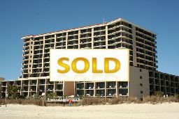 Compass Cove 824
